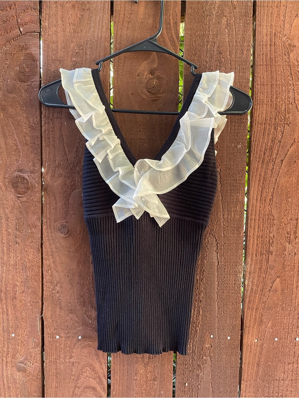 VTG WD•NY Black Elegant Old Money Silk Blend Fitted Ribbed Ruffle Top Sz S